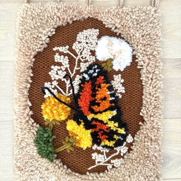 Butterfly Latch Hook Rug Vintage 1970's Wall Hanging Yarn Art Macrame - Picture 3 of 7
